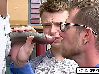 Little Twink Double Anal Fucked By His Step dad And 7:04 2022-01-01